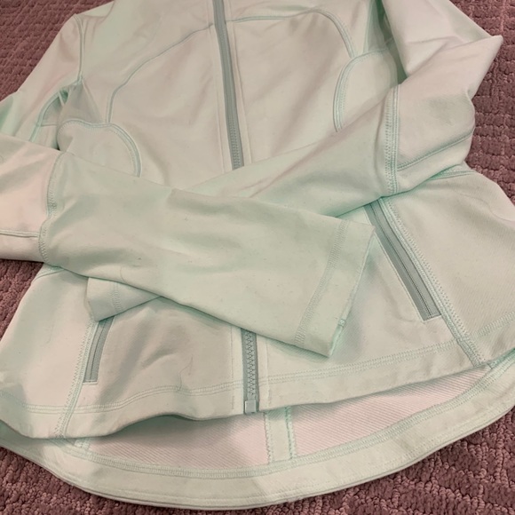 Lululemon 🍋 mint green zip up jacket. - Picture 8 of 10